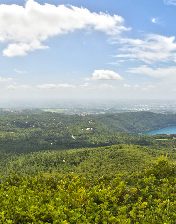 Panoramica del lago Albano e lago di Nemi